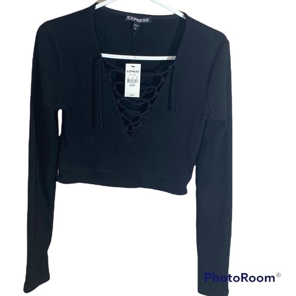 NWT. Express Crop Top.​ - Picture 1 of 5